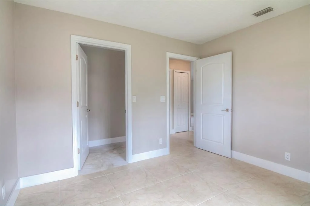 Photo of 17518 Tangerine Boulevard