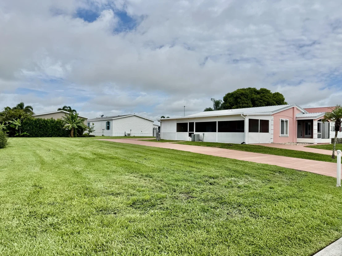 Photo of 4331 SW 11th Way