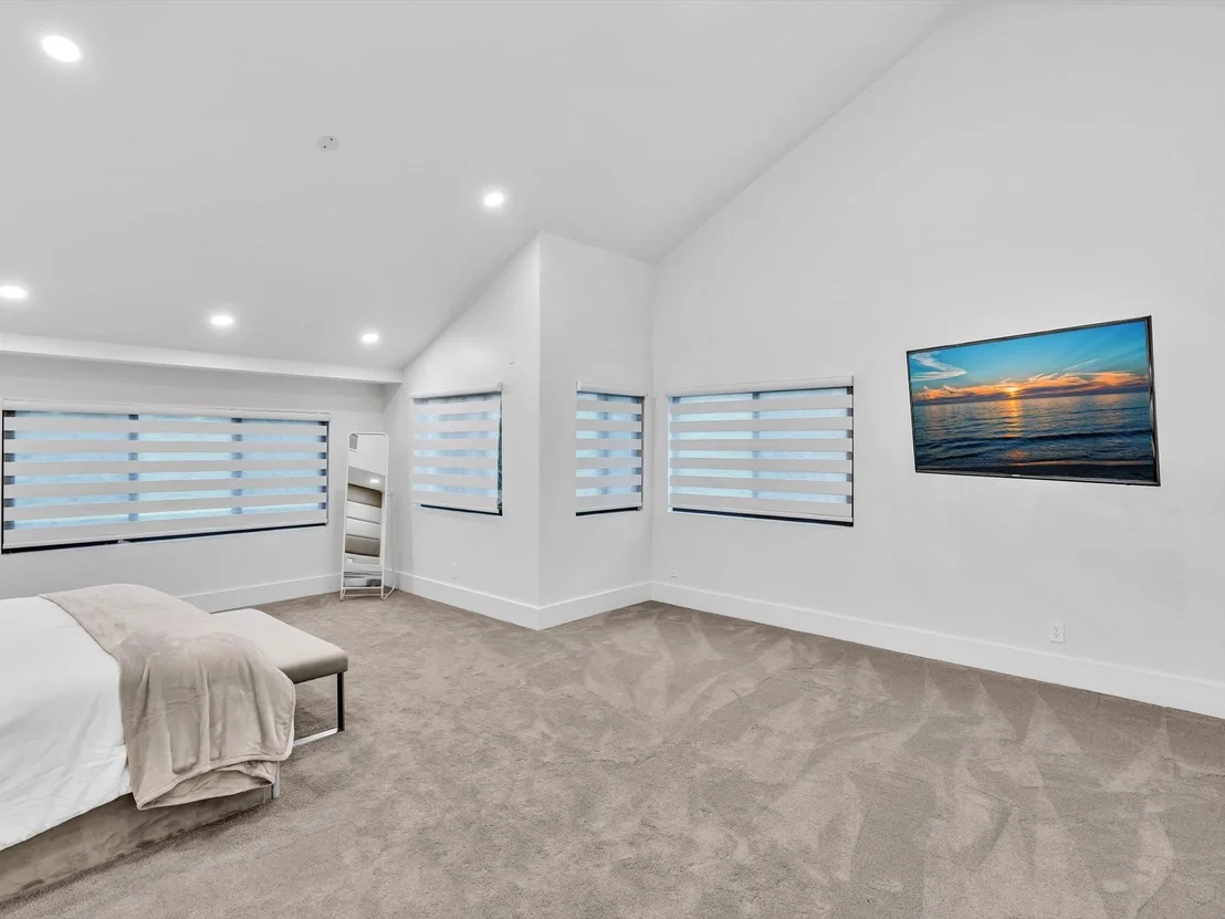 Photo of 525 Sandpiper Way