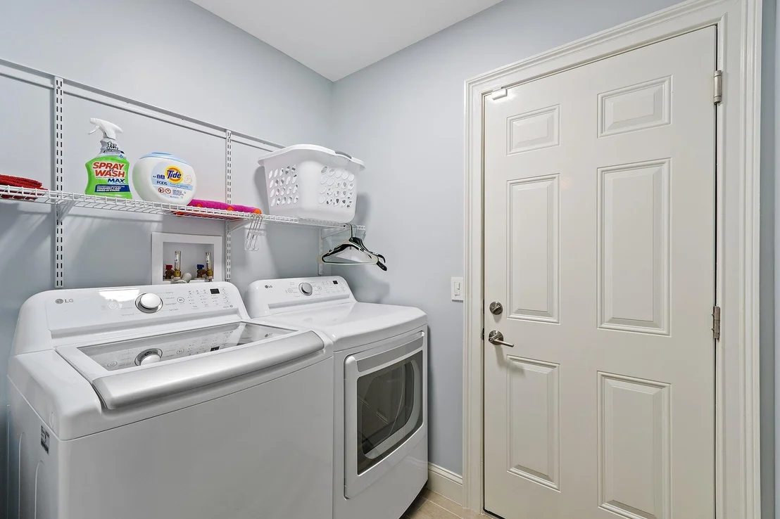 Photo of 348 River Drive