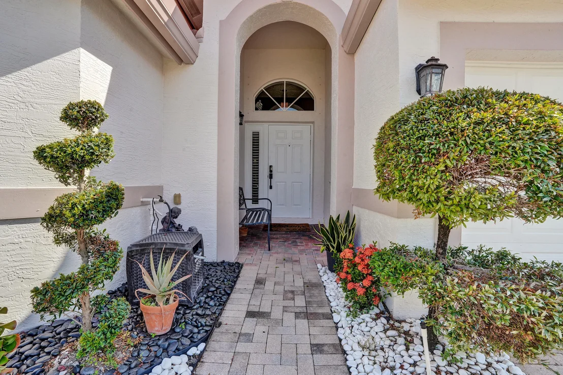 Photo of 7572 Parkside Lane