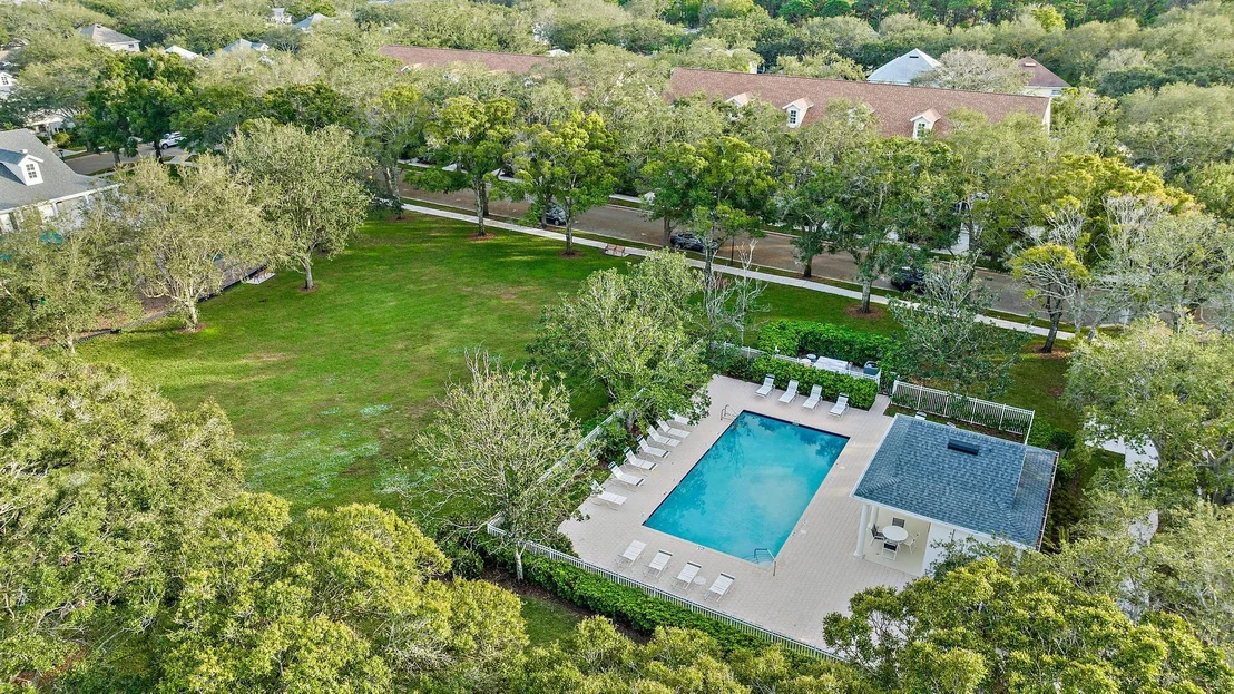 Photo of 122 Date Palm Drive
