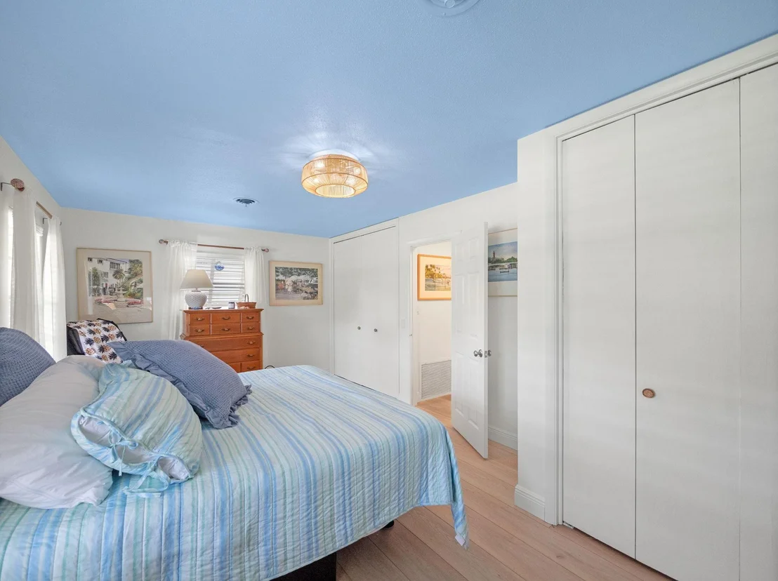 Photo of 2712 Lone Pine Road