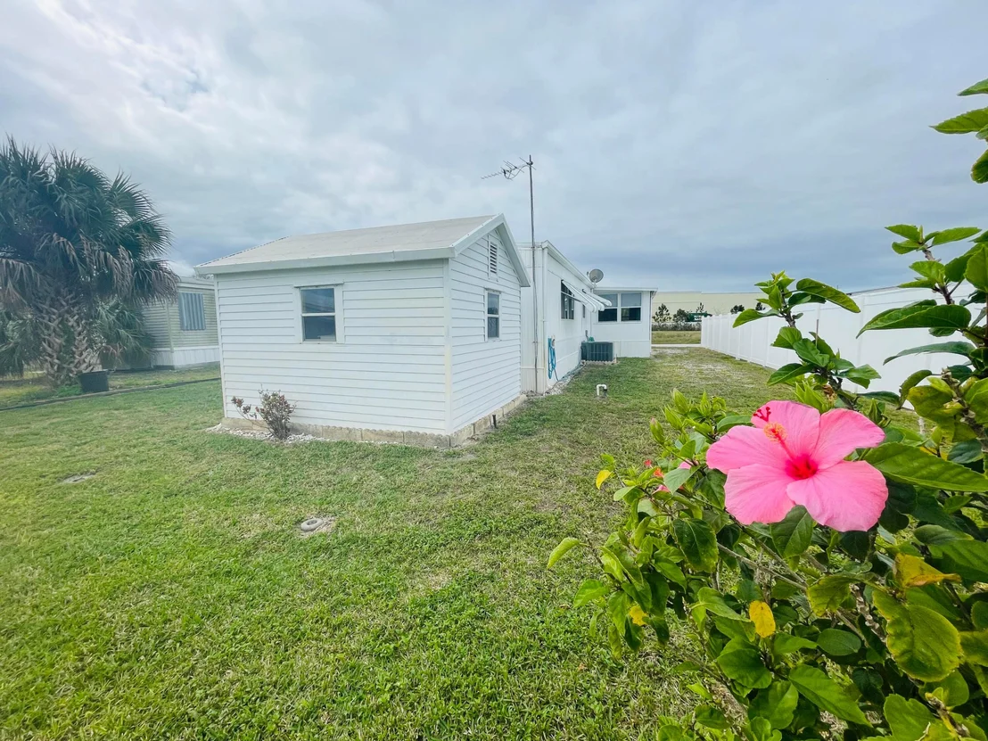 Photo of 7332 SE Redbird Circle