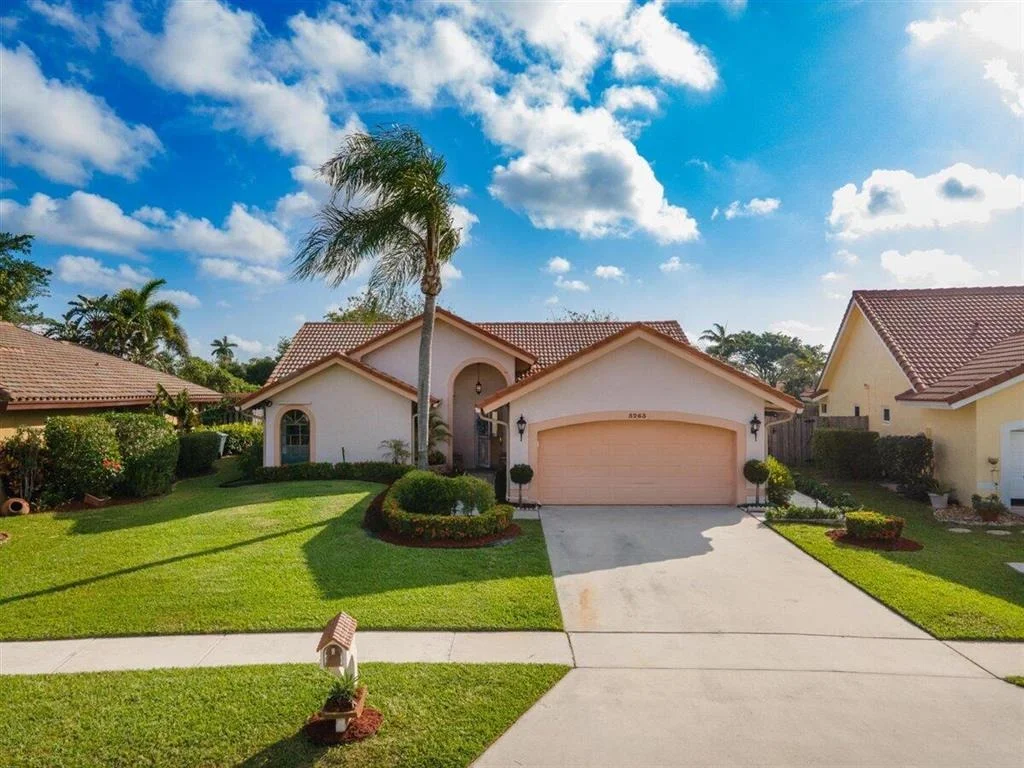 Photo of 5263 Helene Circle