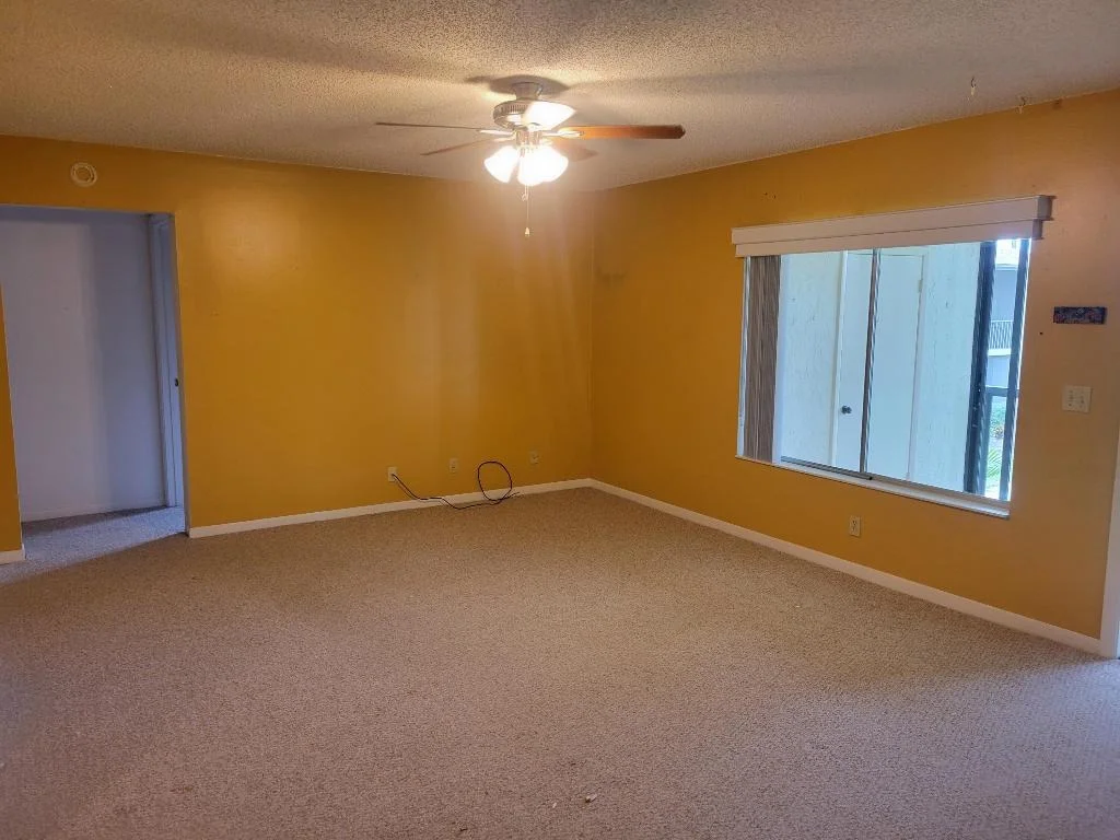 Photo of Unit B2 at 325 Knotty Pine Circle