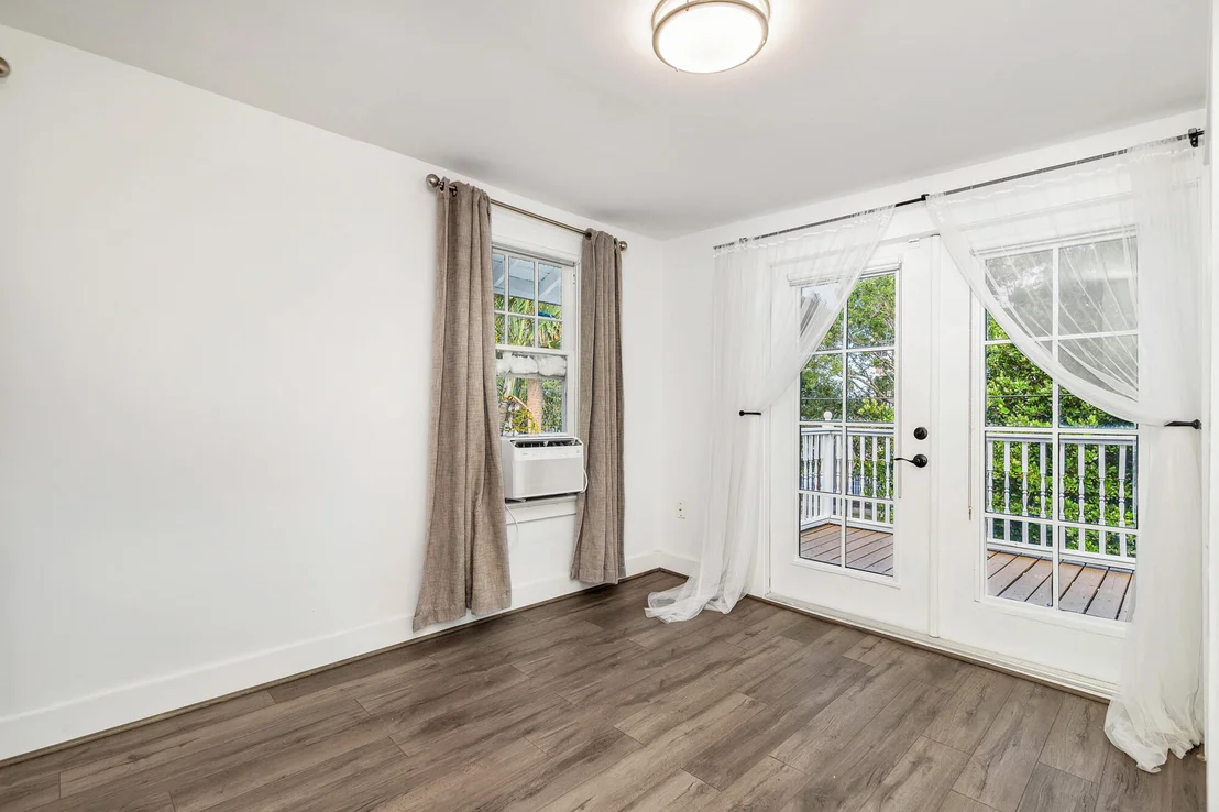 Photo of 3901 Washington Road