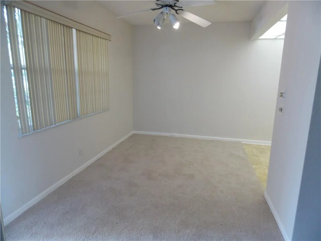 Photo of Unit F1 at 1904 Bermuda Circle