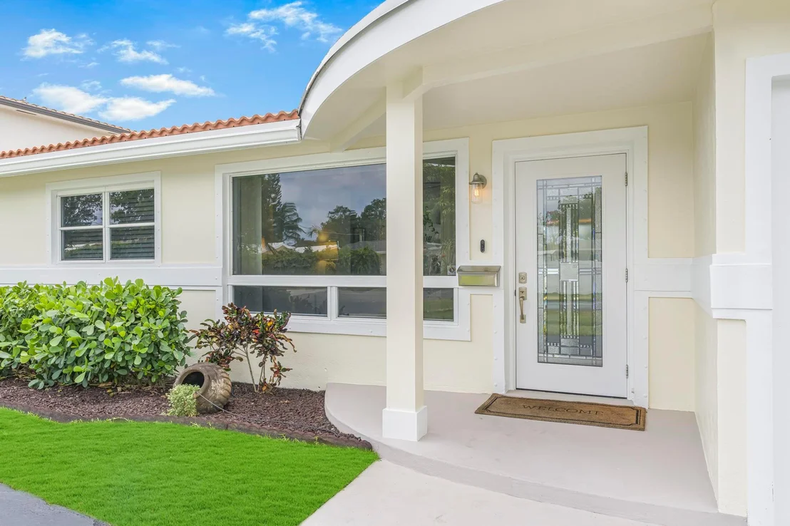 Photo of 250 SE 9th Street