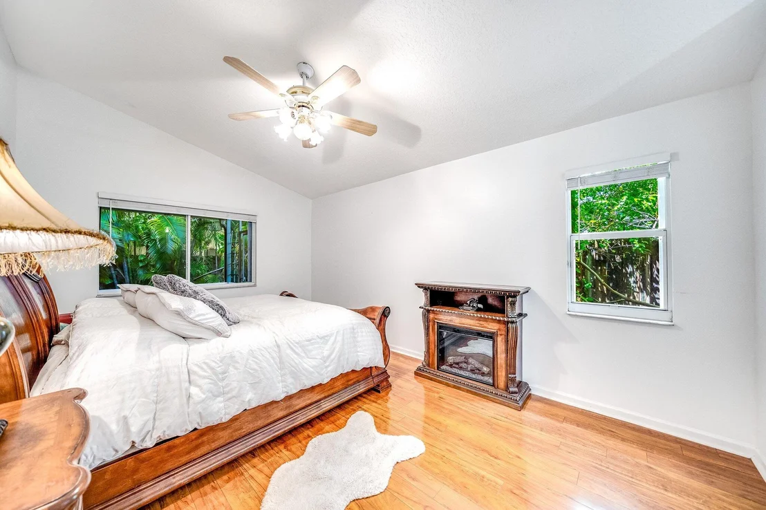 Photo of 1429 Banyan Circle