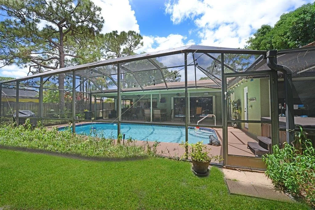 Photo of 2802 NW Timbercreek Circle