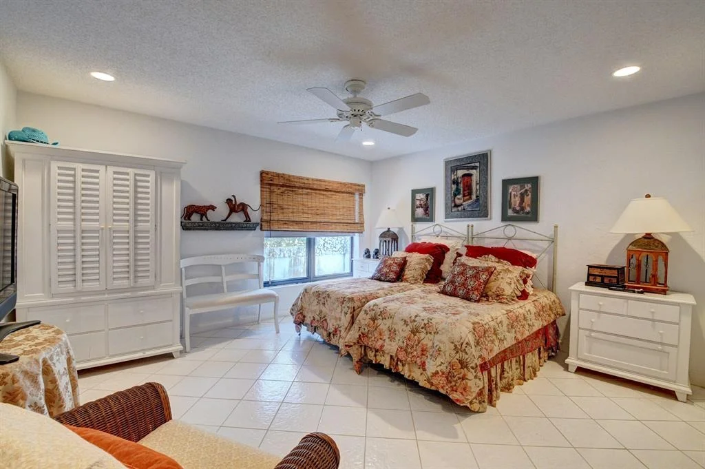 Photo of 4589 White Cedar Lane