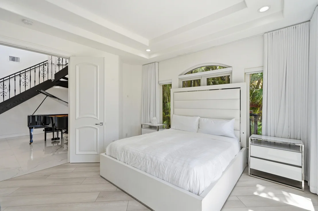 Photo of 5600 Coastal Drive