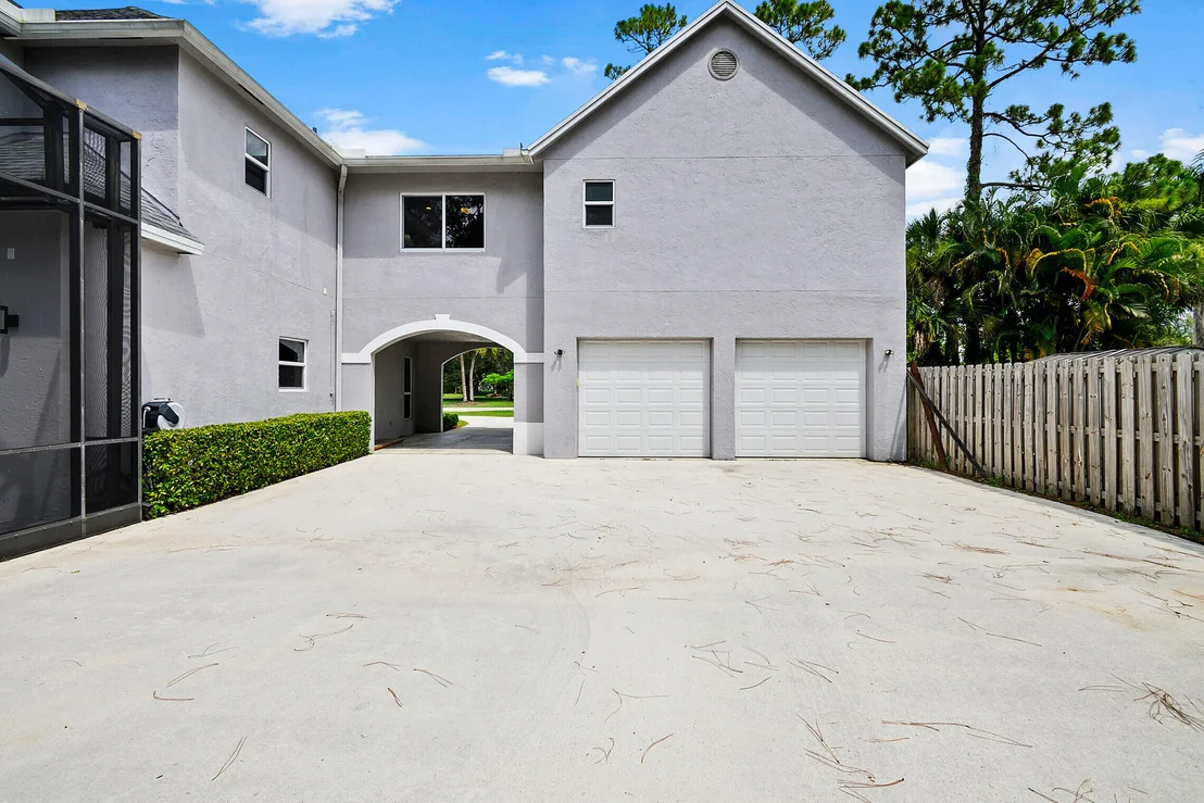 Photo of 13608 Greentree Trail