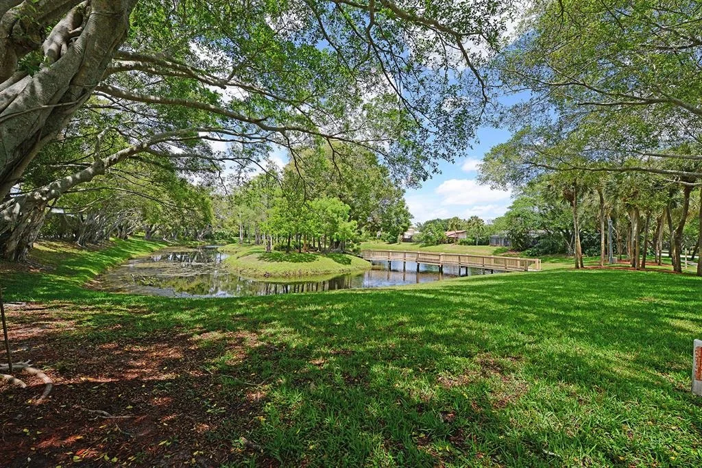Photo of 2802 NW Timbercreek Circle
