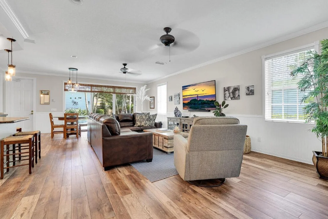 Photo of 211 Barbados Drive