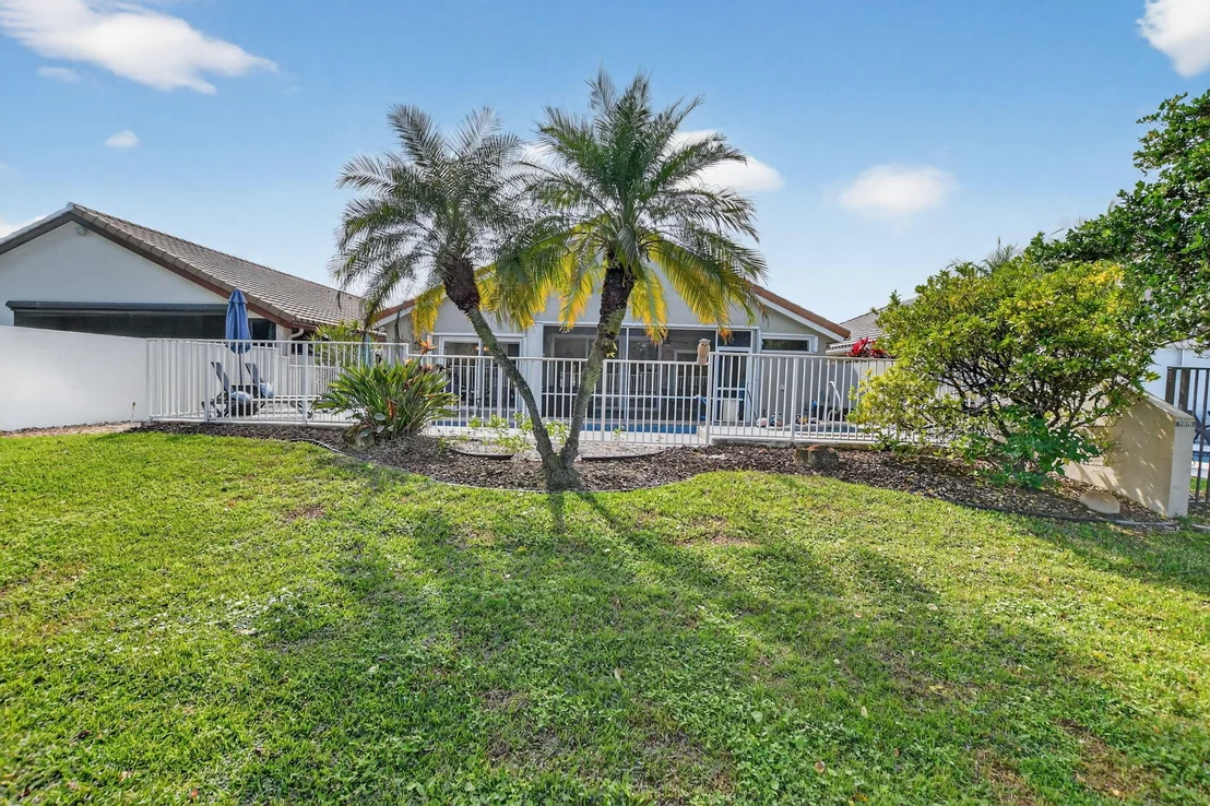 Photo of 11270 Clover Leaf Circle