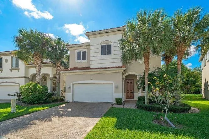 Photo of 1011 Grove Park Circle