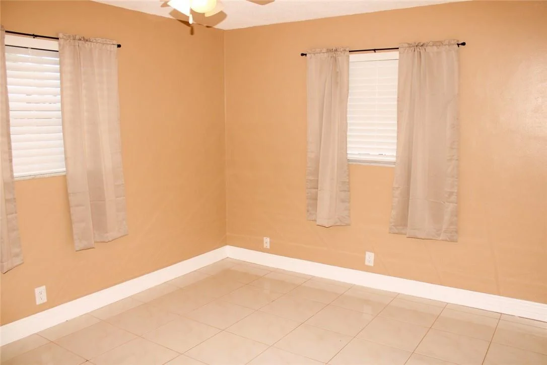 Photo of 5705 NW 48th Way
