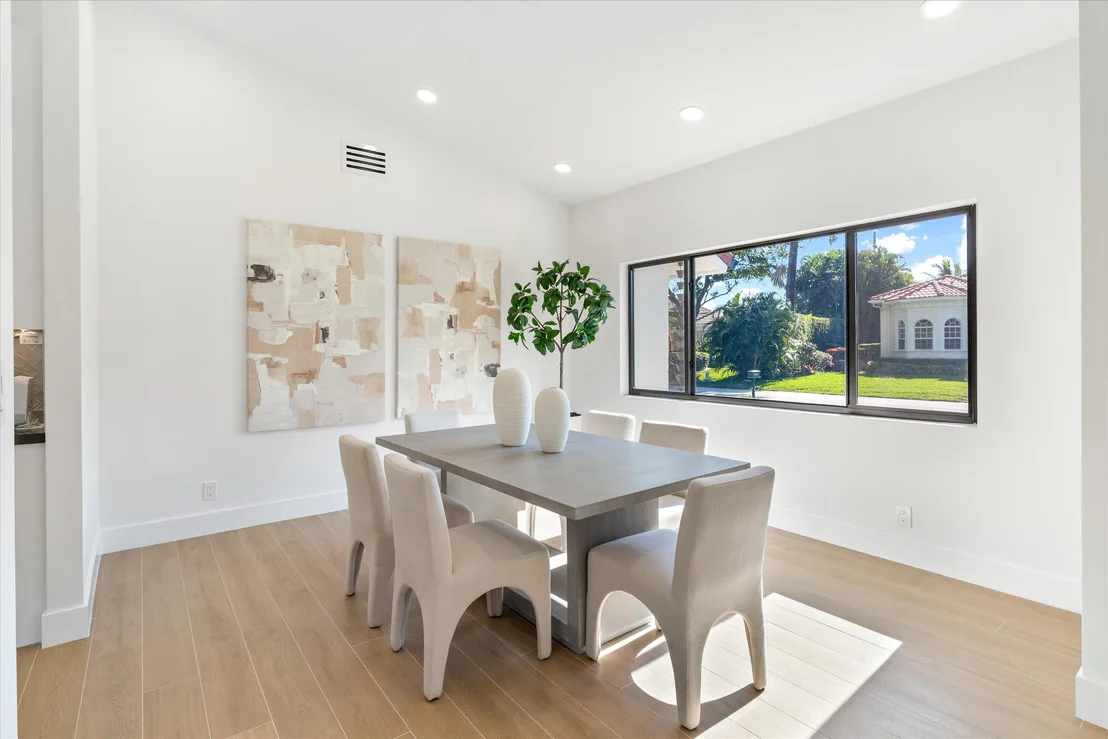Photo of 4543 Gleneagles Drive