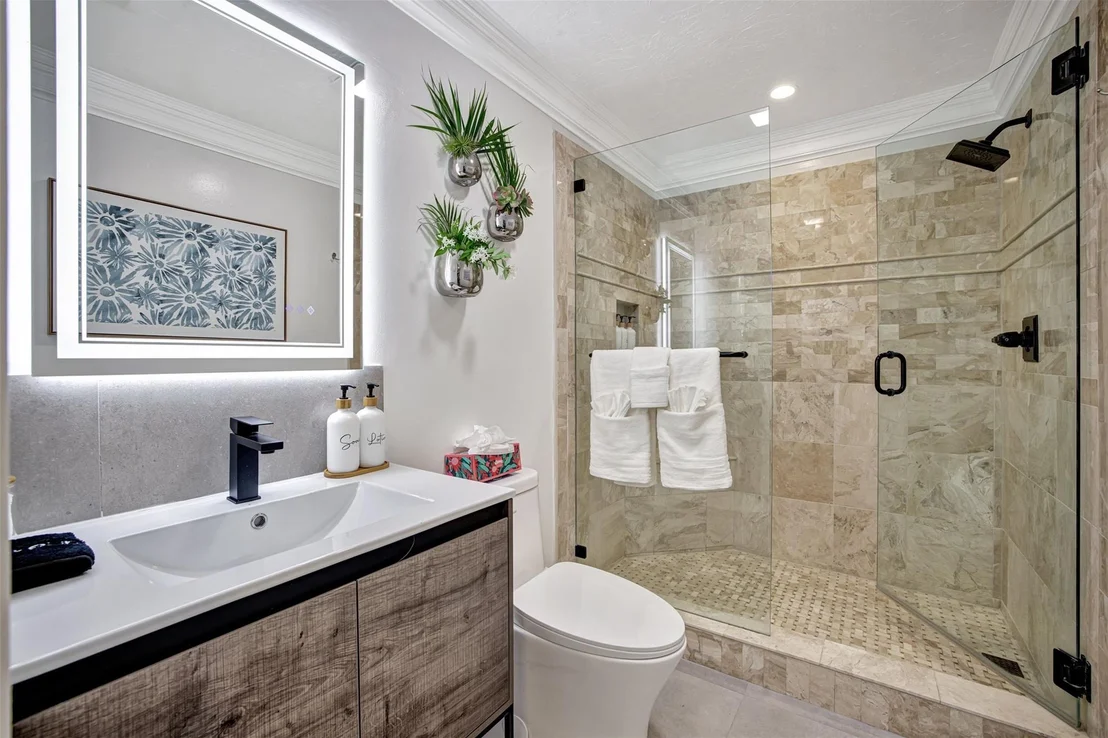 Photo of 2830 NE 47th Street
