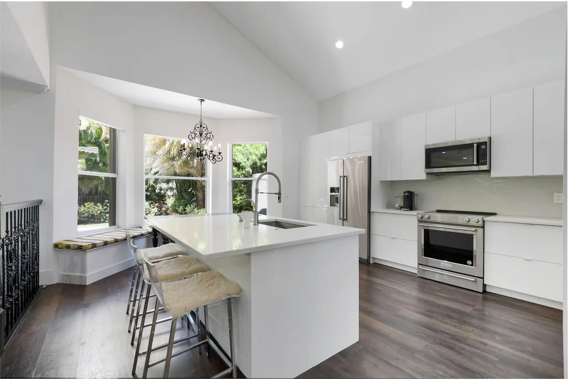 Photo of 19137 Skyridge Circle