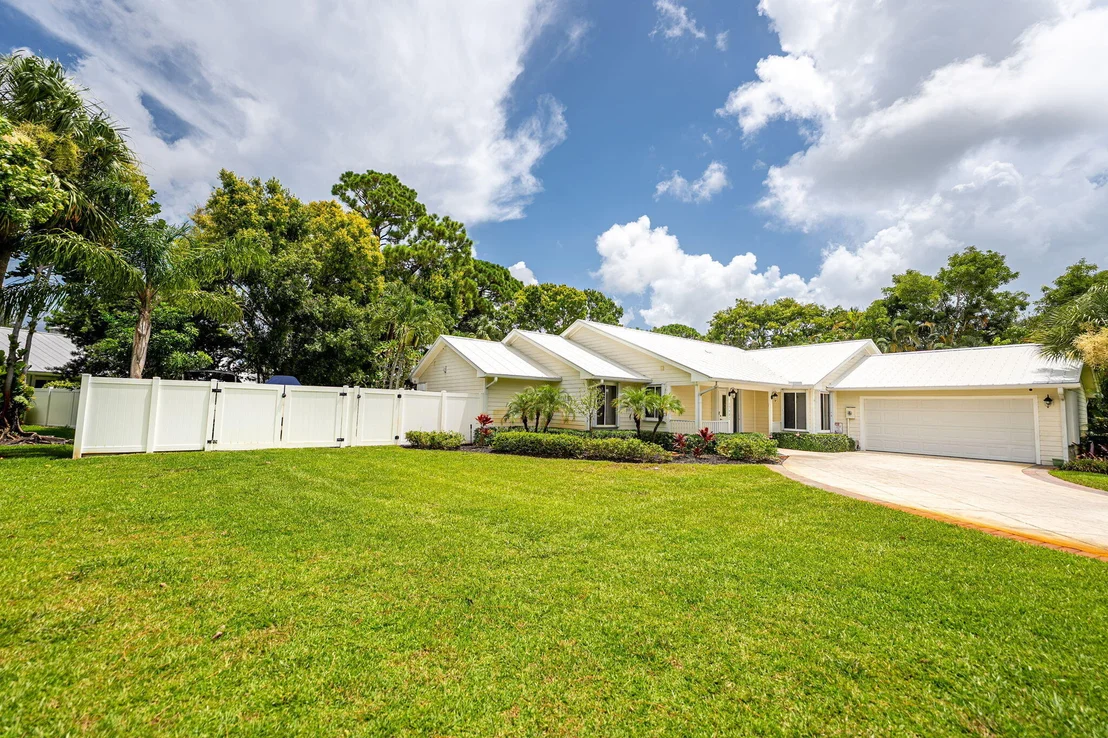 Photo of 17982 Tidewater Circle