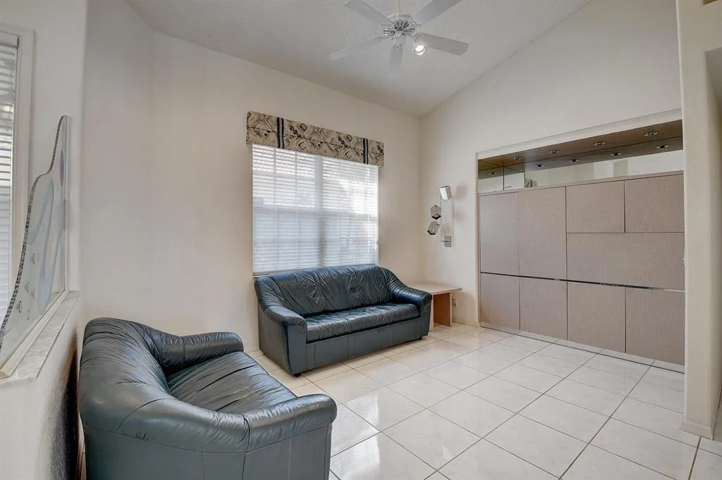 Photo of 5214 Brookview Drive