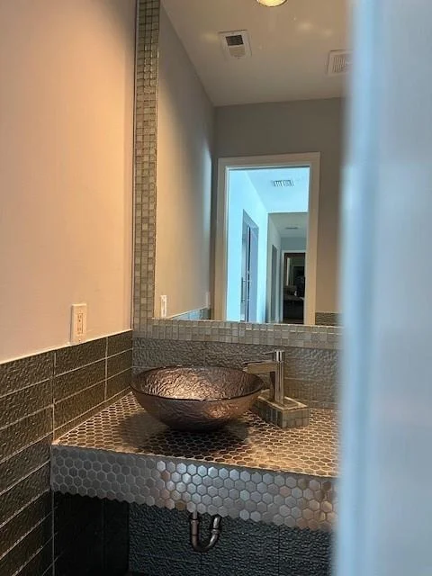 Photo of 1129 W Cypress Drive