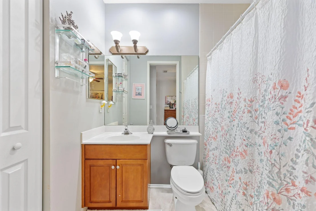 Photo of 19090 Skyridge Circle