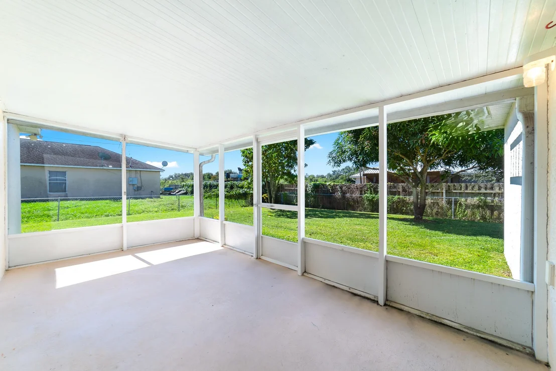 Photo of 1165 SE 40th Avenue