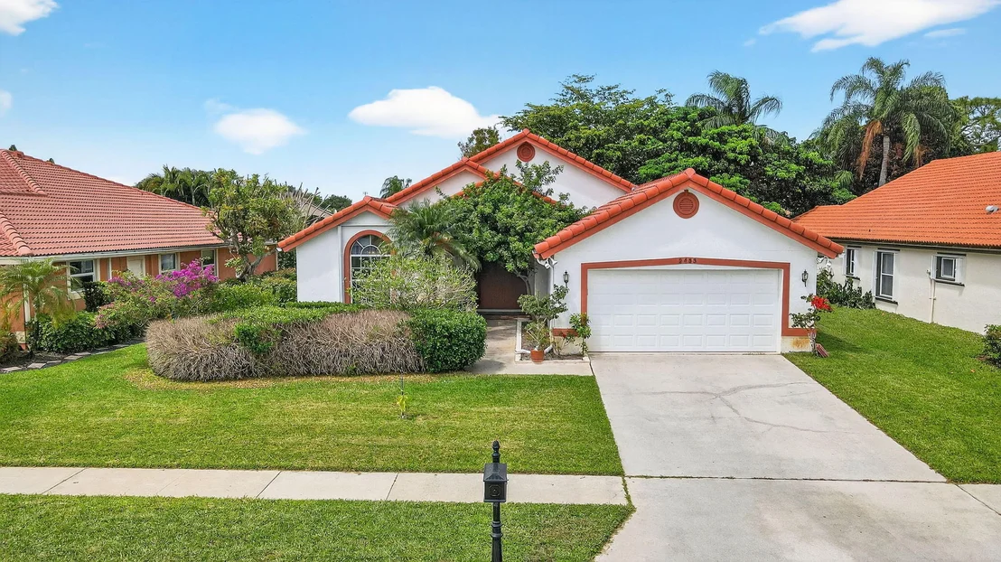 Photo of 2453 Stonegate Drive