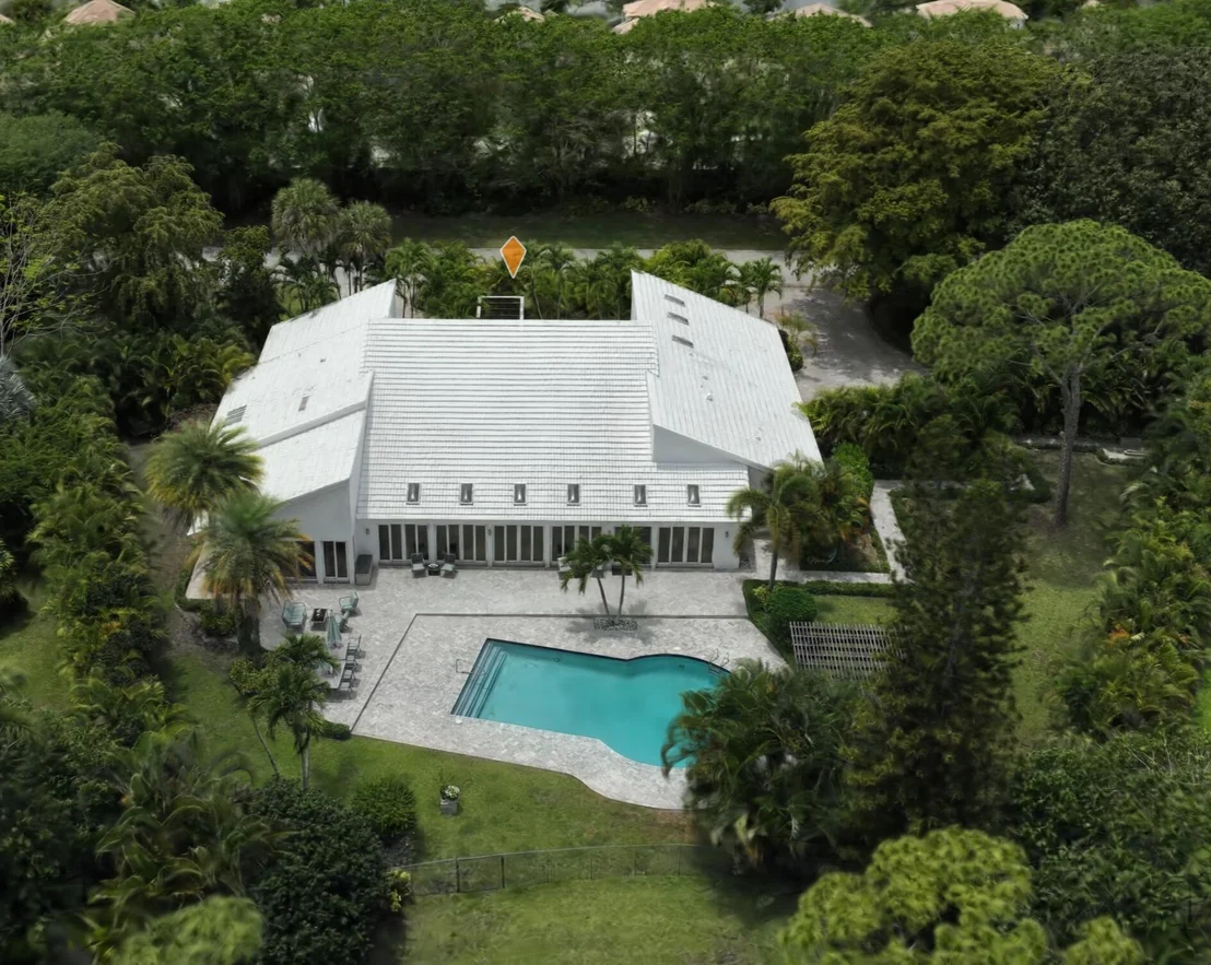 Photo of 355 Oakview Drive