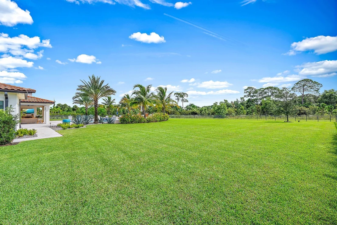 Photo of 8164 SE Old Plantation Circle