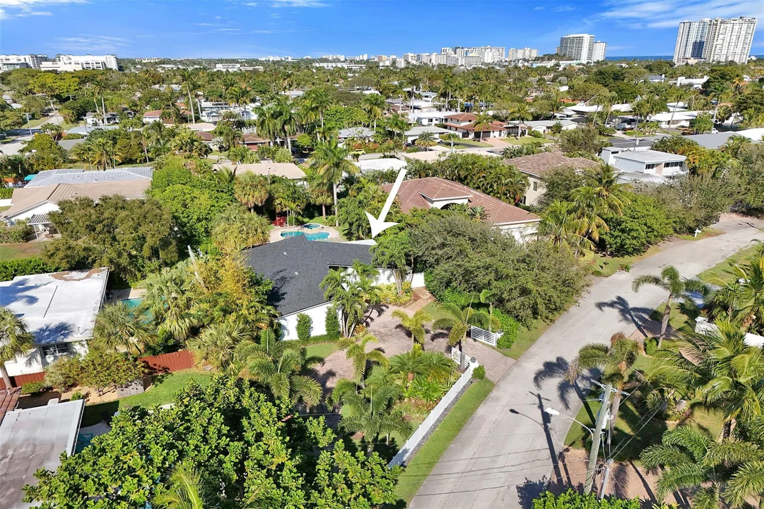 Photo of 2525 SE 7th Drive