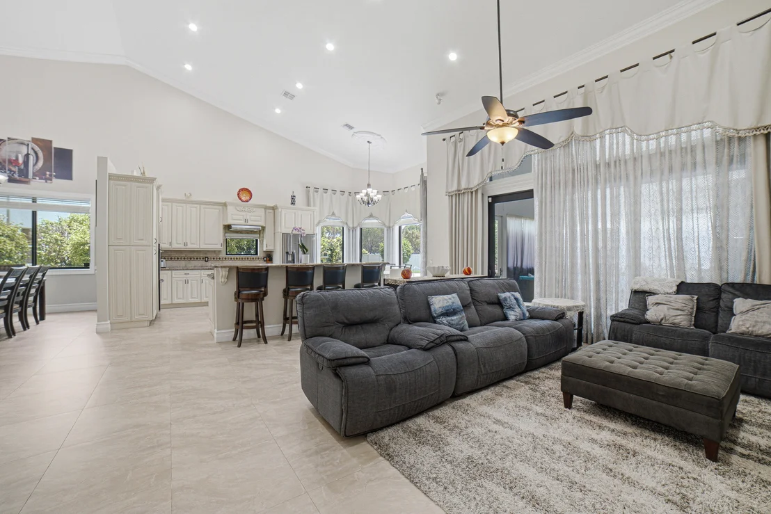 Photo of 10210 Lexington Estates Boulevard