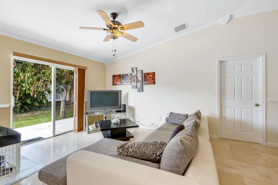 Photo of 5941 Azalea Circle