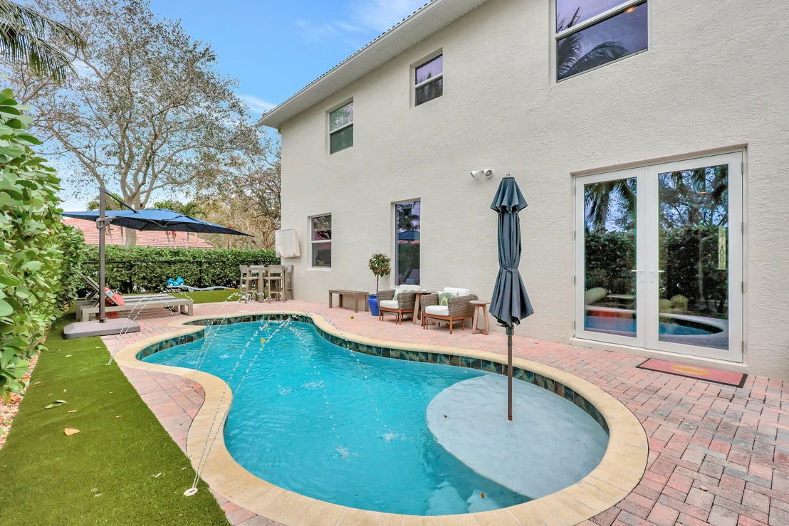 Photo of 1039 Egret Circle N