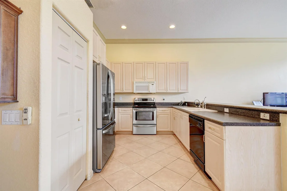 Photo of 8832 Palm River Drive
