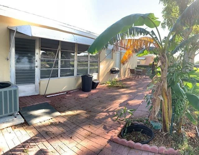 Photo of Unit B at 360 High Point Boulevard