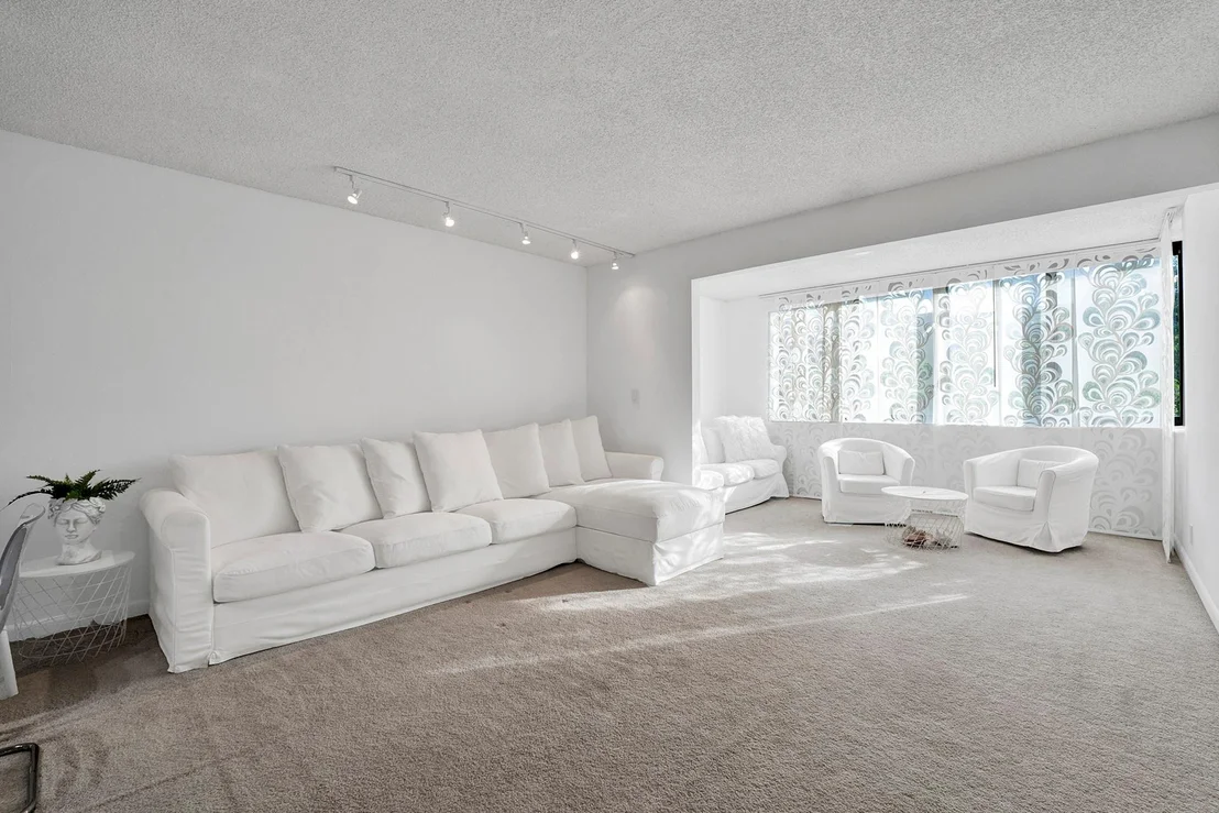 Photo of Unit 301 at 8000 Hampton Boulevard