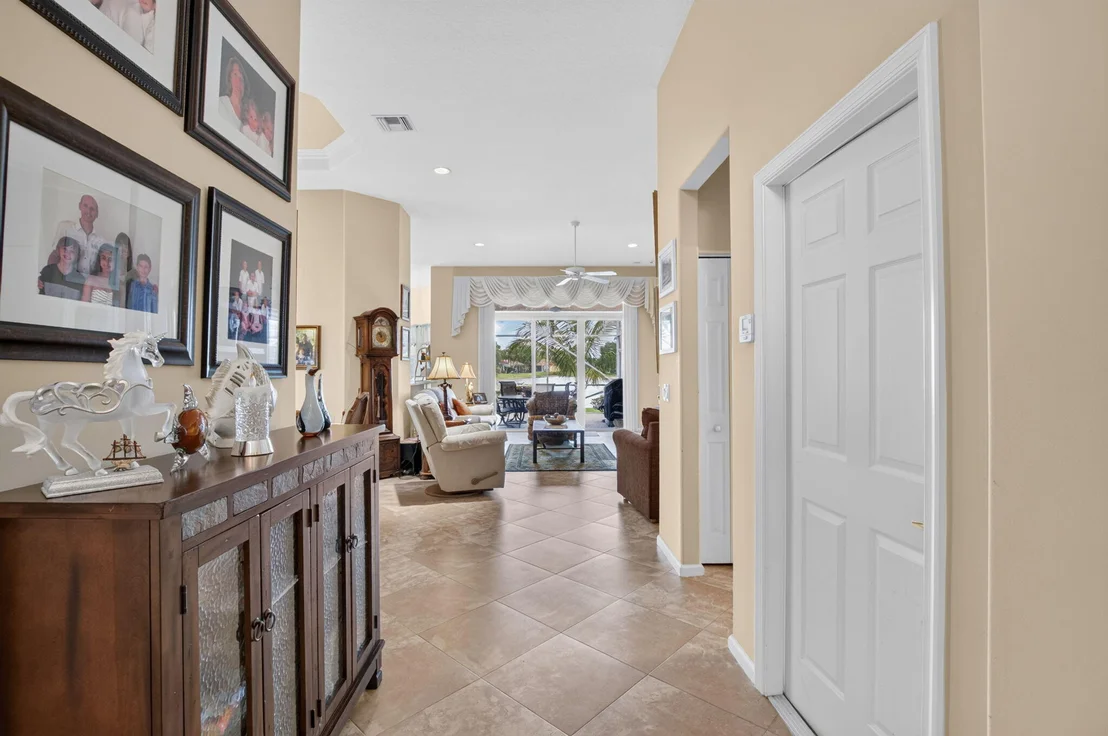 Photo of 7276 DEMEDICI Circle