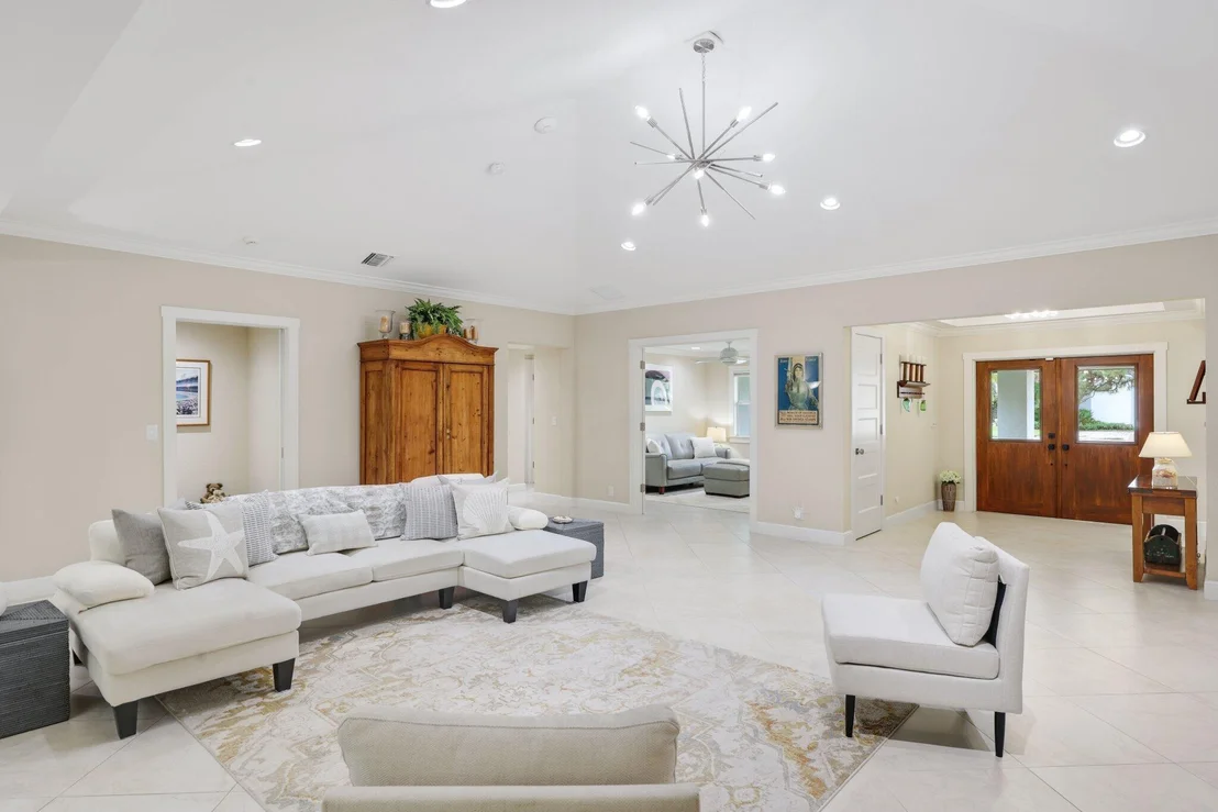 Photo of 4535 Oak Tree Court