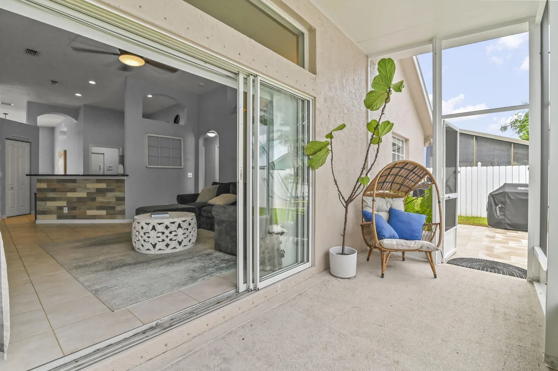 Photo of 6319 Foster Street