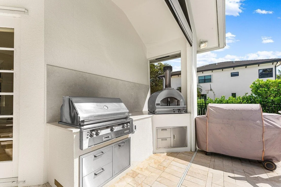 Photo of 5980 Our Robbies Road