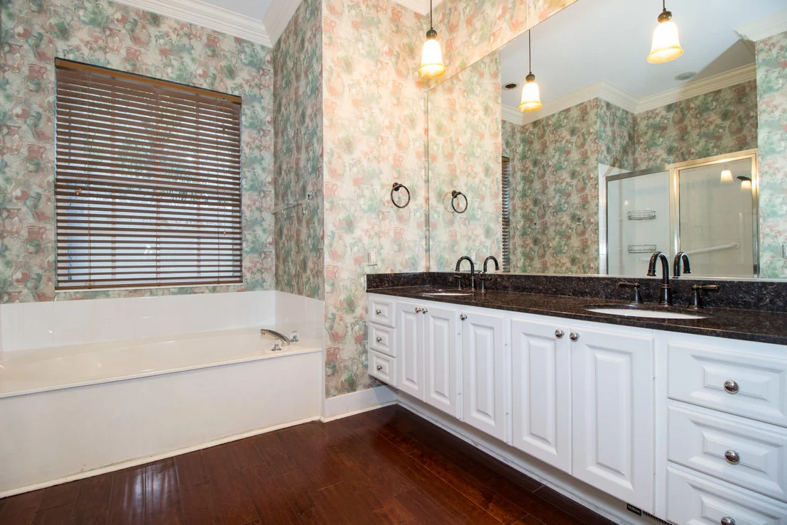 Photo of 7646 Red River Road