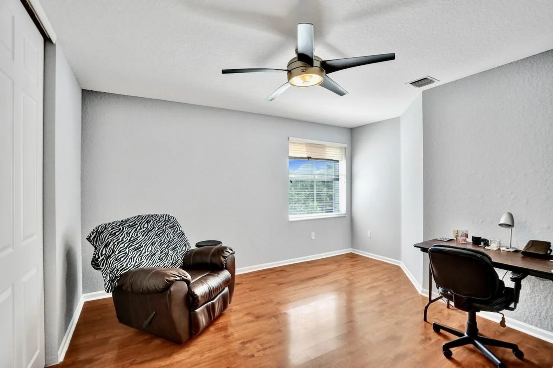 Photo of 7522 Oak Grove Circle