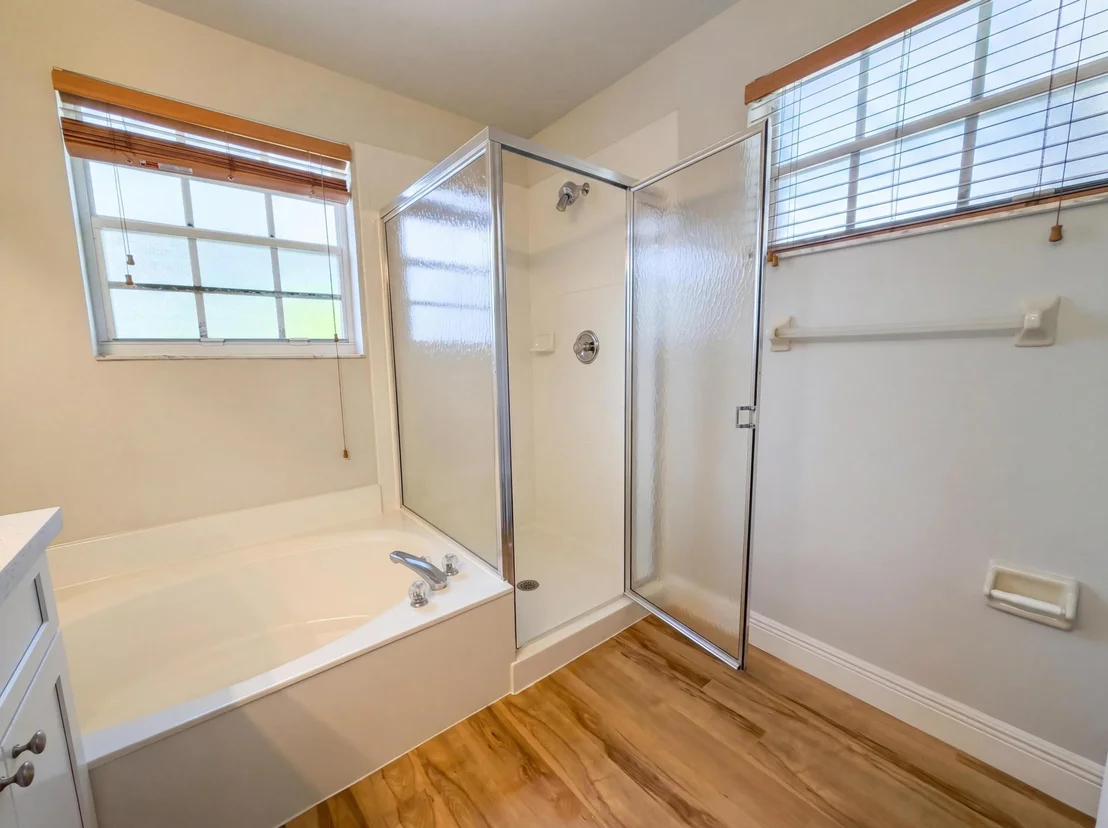 Photo of 7722 Oak Grove