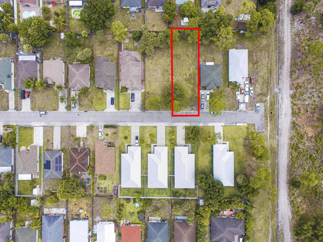 Photo of 6661 2nd Street