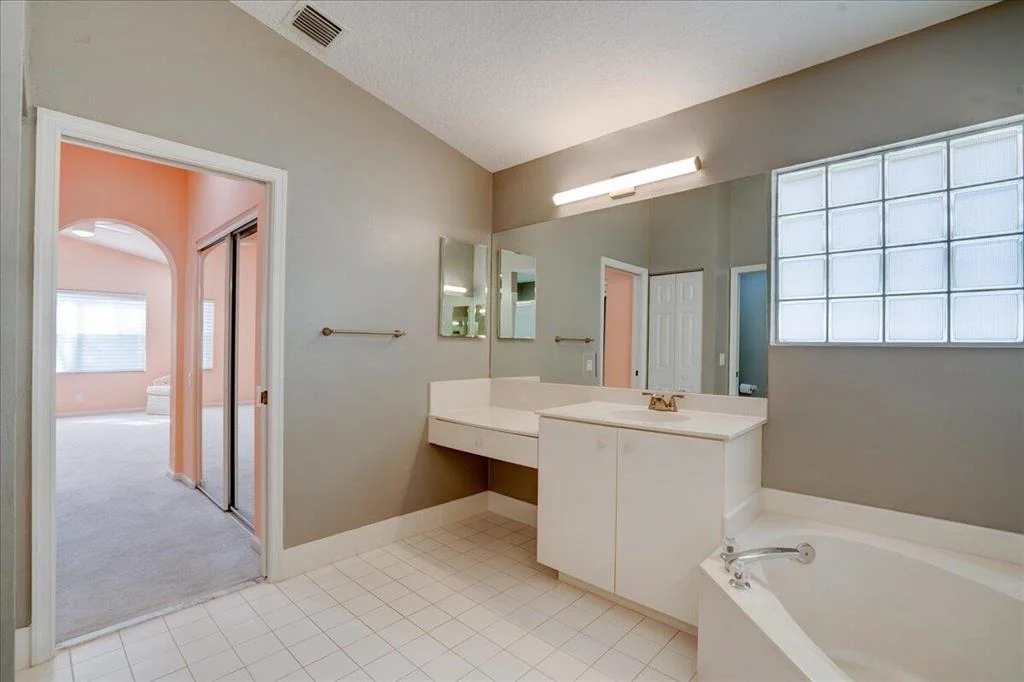 Photo of 7038 Haviland Circle